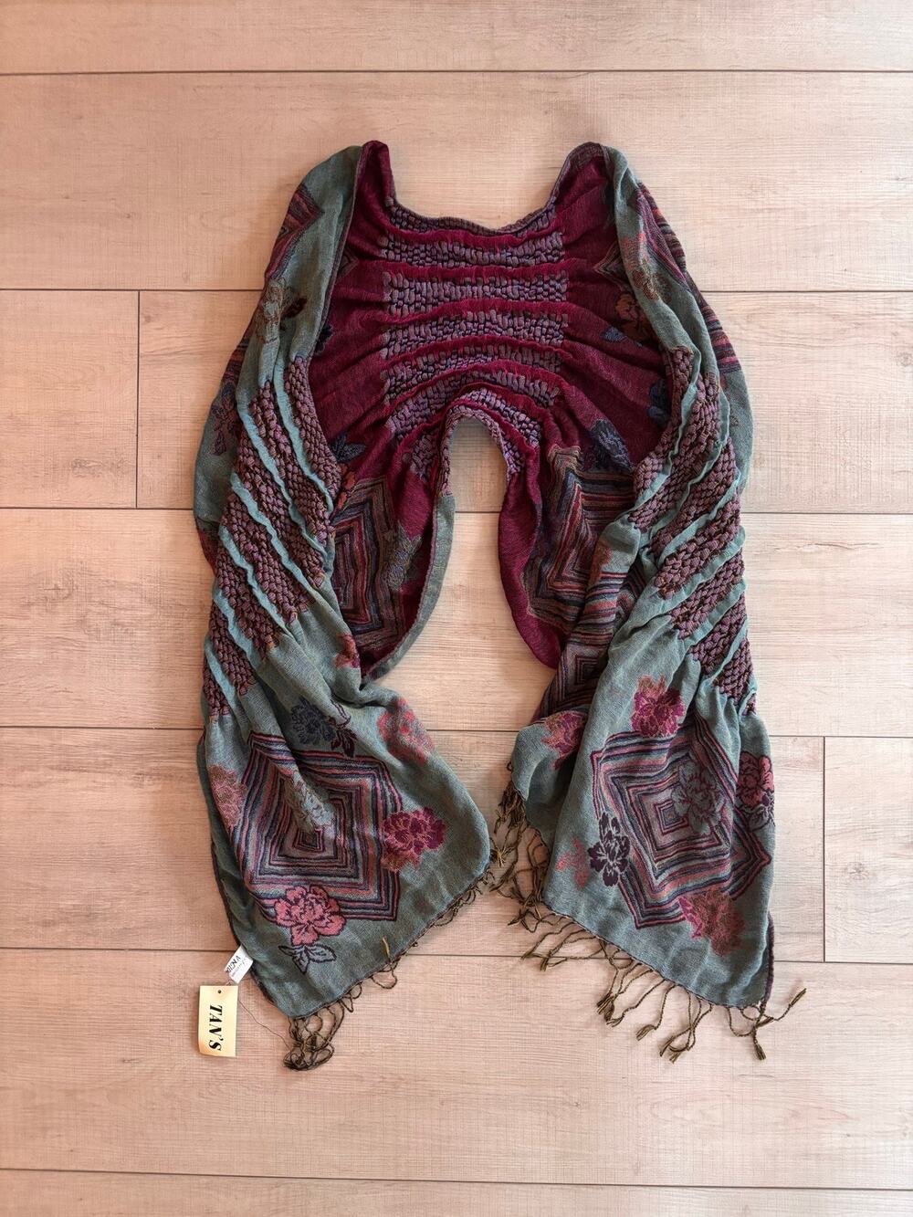 Tan's Boho Pashmina Ruffle Shawl Scarf Teal Maroon Geometric Fringed OS